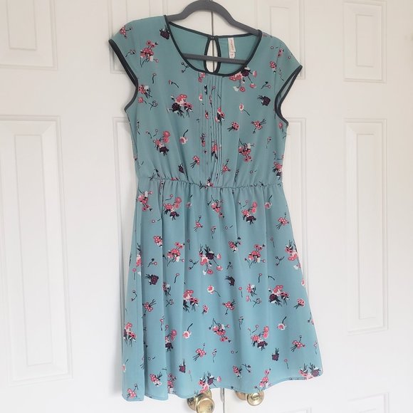 Xhilaration Robins Egg Blue Dress - Featured on TV! Size L - Picture 5 of 12